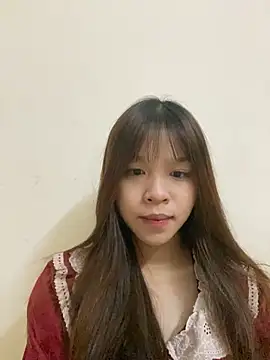 Hanaa07  online show from October 2, 2025, 12:14 am