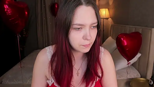 Monica  Queen online show from February 8, 2026, 4:54 am