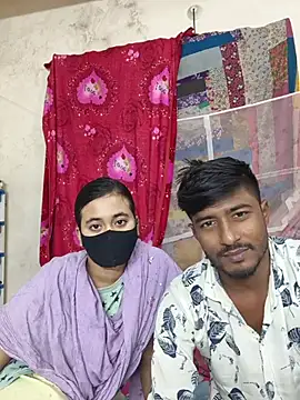 Love Queen11 online show from November 10, 2025, 4:23 pm