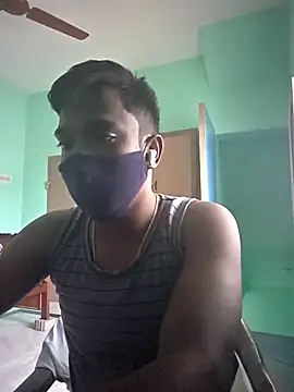 handsome blg tam online show from November 27, 2025, 10:27 am