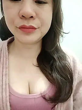 Snapshot of Girl_Shy2000 chatting on March 2, 2026, 10:49 pm Girl Shy2000 online show from March 2, 2026, 10:49 pm