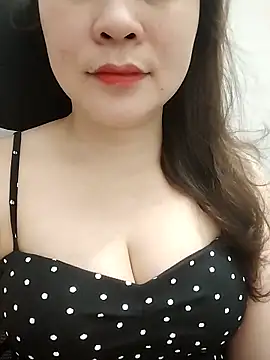 Girl Shy2000 online show from April 3, 2026, 3:18 pm