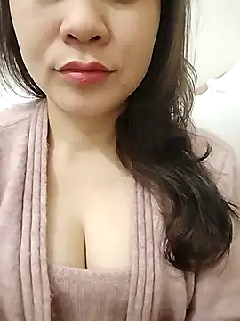 Snapshot of Girl_Shy2000 chatting on February 8, 2026, 11:35 pm Girl Shy2000 online show from February 8, 2026, 11:35 pm