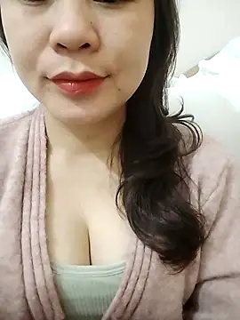 Snapshot of Girl_Shy2000 chatting on February 10, 2026, 2:10 am Girl Shy2000 online show from February 10, 2026, 2:10 am