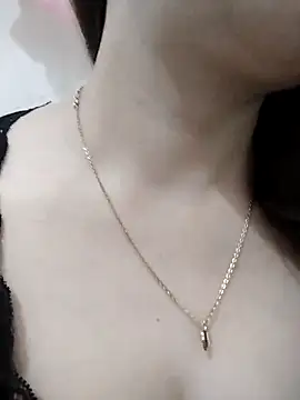 Snapshot of Girl_Shy2000 chatting on February 18, 2026, 2:31 am Girl Shy2000 online show from February 18, 2026, 2:31 am