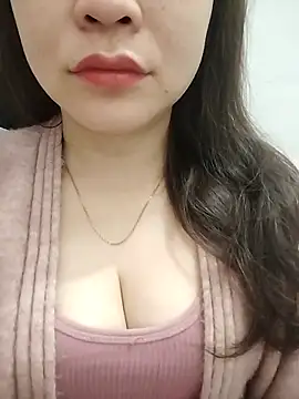 Snapshot of Girl_Shy2000 chatting on February 20, 2026, 12:07 am Girl Shy2000 online show from February 20, 2026, 12:07 am