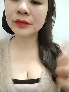 Snapshot of Girl_Shy2000 chatting on February 3, 2026, 9:47 am Girl Shy2000 online show from February 3, 2026, 9:47 am