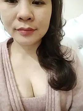 Snapshot of Girl_Shy2000 chatting on February 13, 2026, 5:40 am Girl Shy2000 online show from February 13, 2026, 5:40 am