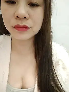 Snapshot of Girl_Shy2000 chatting on December 3, 2025, 7:08 am Girl Shy2000 online show from December 3, 2025, 7:08 am