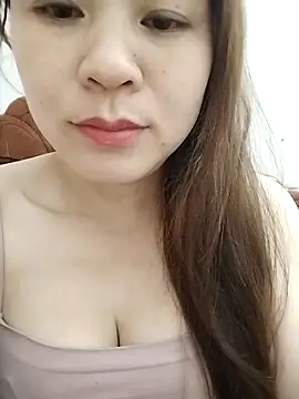 Snapshot of Girl_Shy2000 chatting on October 26, 2025, 10:43 pm Girl Shy2000 online show from October 26, 2025, 10:43 pm