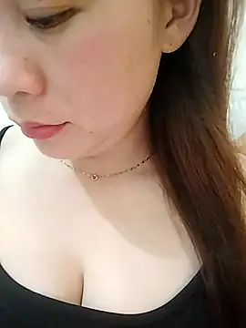 Snapshot of Girl_Shy2000 chatting on October 12, 2025, 4:25 am Girl Shy2000 online show from October 12, 2025, 4:25 am