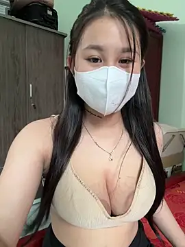 kamdan12 online show from October 20, 2025, 3:30 am