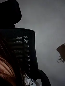 Meoweo 23 online show from November 10, 2025, 2:11 pm