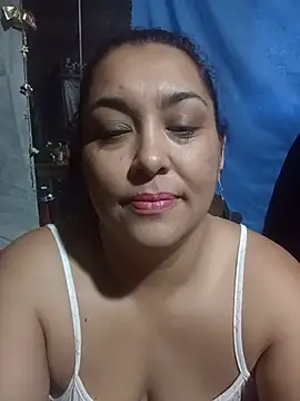 Snapshot of Lobizona chatting on June 26, 2026, 12:33 pm Lobizona online show from June 26, 2026, 12:33 pm