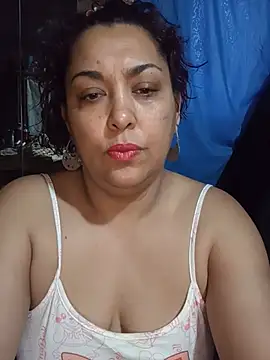 Snapshot of Lobizona chatting on July 8, 2026, 1:12 pm Lobizona online show from July 8, 2026, 1:12 pm