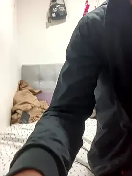 Moisesjrtapia online show from February 13, 2026, 1:44 pm