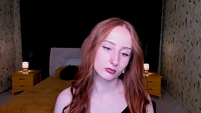 TwilightSerena online show from November 25, 2025, 6:41 pm