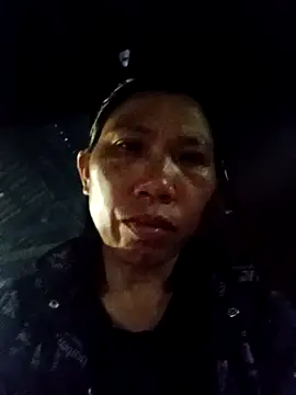 Snapshot of bella-bae chatting on October 8, 2025, 12:23 am bella-bae online show from October 8, 2025, 12:23 am