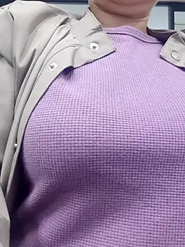 Kimkhaepretty online show from October 10, 2025, 2:01 am