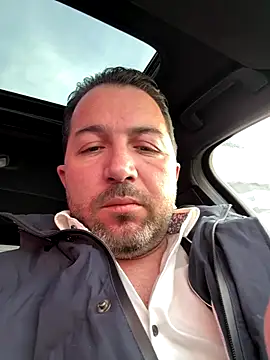 carpediemhkn online show from November 23, 2025, 7:51 am