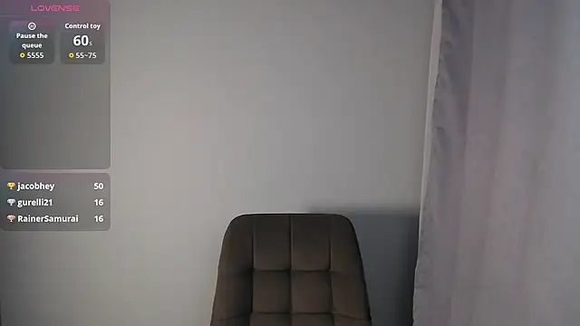 Snapshot of BellaAbey chatting on June 17, 2026, 8:52 pm BellaAbey online show from June 17, 2026, 8:52 pm