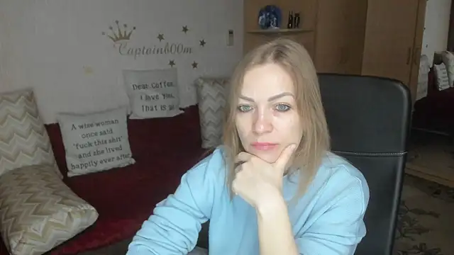 Snapshot of Tiffany_Bates chatting on November 26, 2025, 3:17 am Tiffany Bates online show from November 26, 2025, 3:17 am