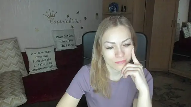 Snapshot of Tiffany_Bates chatting on December 3, 2025, 3:29 am Tiffany Bates online show from December 3, 2025, 3:29 am