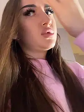 Luna Olsen online show from January 15, 2026, 4:05 am