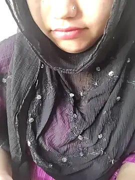 Miss Rose   online show from February 2, 2026, 4:22 am