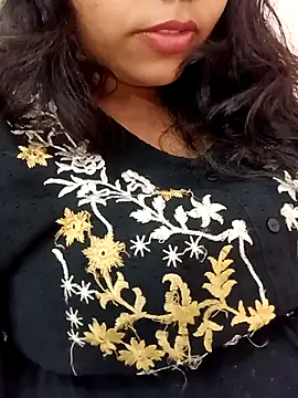 Miss Rose   online show from October 30, 2025, 6:12 am