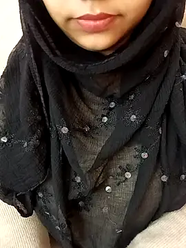 Miss Rose   online show from January 13, 2026, 8:40 am