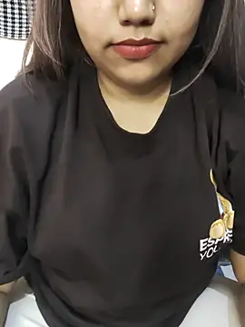 Miss Rose   online show from March 27, 2026, 8:26 am