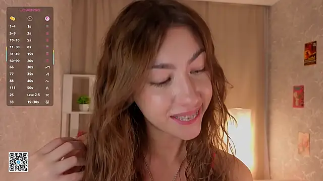 KeilaJeschon online show from November 2, 2025, 4:17 am