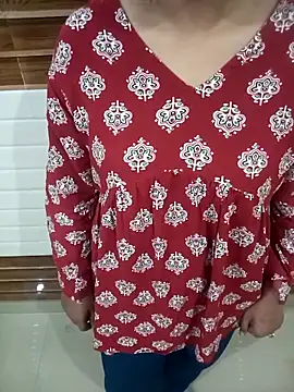 Snapshot of Minakshi_677 chatting on December 17, 2025, 4:56 pm Minakshi 677 online show from December 17, 2025, 4:56 pm