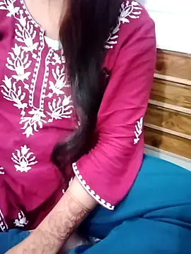 Snapshot of Minakshi_677 chatting on October 16, 2025, 6:10 am Minakshi 677 online show from October 16, 2025, 6:10 am