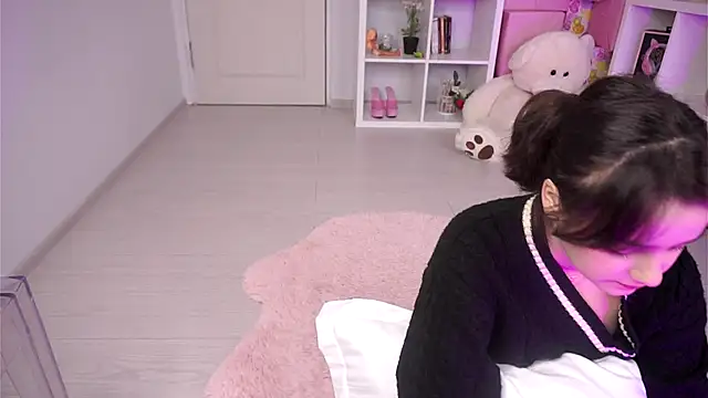 Snapshot of AryaStarky chatting on October 10, 2025, 8:37 am AryaStarky online show from October 10, 2025, 8:37 am