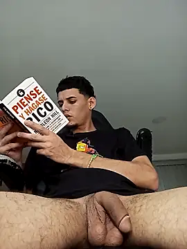 Snapshot of Pingasaboy20 chatting on October 20, 2025, 7:03 pm Pingasaboy20 online show from October 20, 2025, 7:03 pm