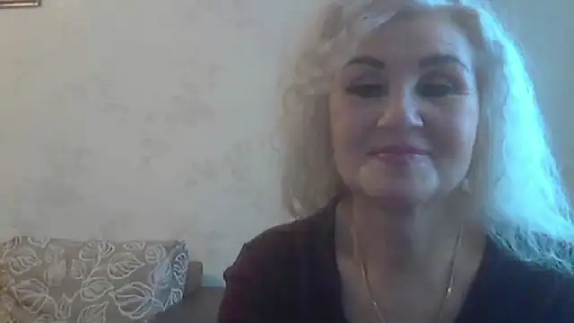 Snapshot of LadySexyBlond chatting on October 16, 2025, 6:16 pm LadySexyBlond online show from October 16, 2025, 6:16 pm