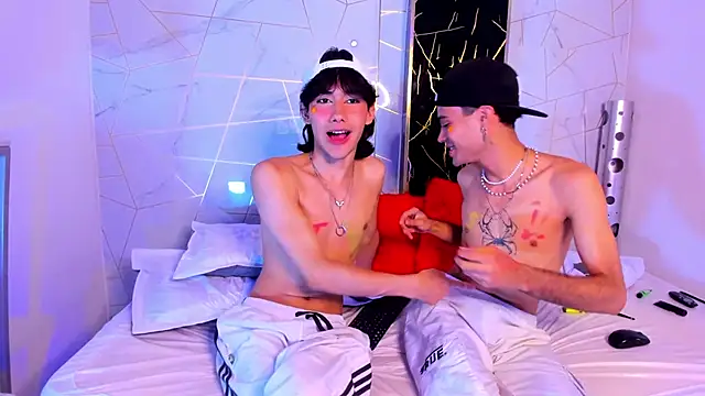 Snapshot of Lovers_21 chatting on September 28, 2025, 8:21 am Lovers 21 online show from September 28, 2025, 8:21 am