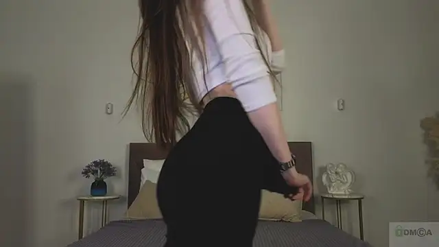 Snapshot of Nicole_Broown_ chatting on April 2, 2026, 8:48 pm Nicole Broown online show from April 2, 2026, 8:48 pm