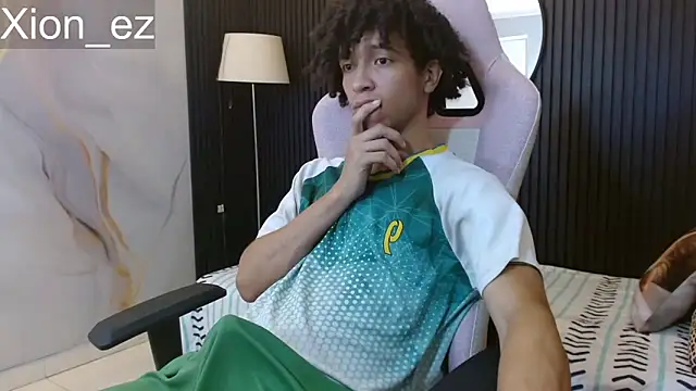Snapshot of xion_ez chatting on June 22, 2026, 7:22 pm xion ez online show from June 22, 2026, 7:22 pm