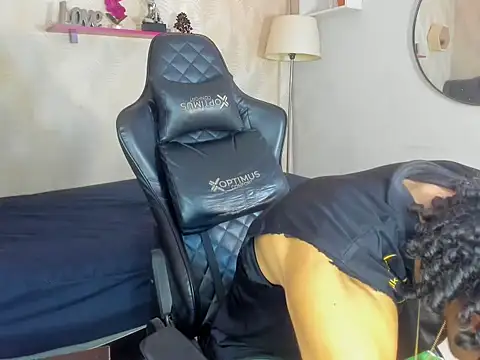 xion ez online show from November 13, 2025, 7:18 pm