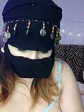 Gigi mango online show from October 3, 2025, 8:49 am