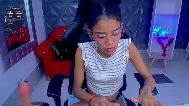 adisson petite1 online show from January 9, 2026, 7:32 pm