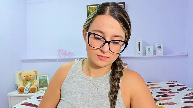 katiaa lovv online show from October 2, 2025, 11:57 am