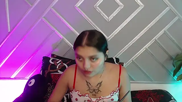 AnalyMilles online show from May 22, 2026, 7:34 pm