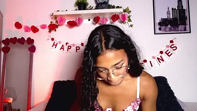 SashaBowei online show from February 15, 2026, 2:23 am