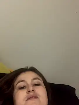 BuzzBunni69 online show from December 1, 2025, 6:31 pm