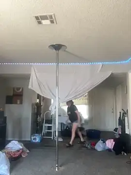 BuzzBunni69 online show from October 14, 2025, 4:18 pm