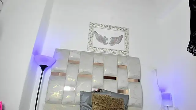 Snapshot of Nyra_18 chatting on November 26, 2025, 3:39 am Nyra 18 online show from November 26, 2025, 3:39 am